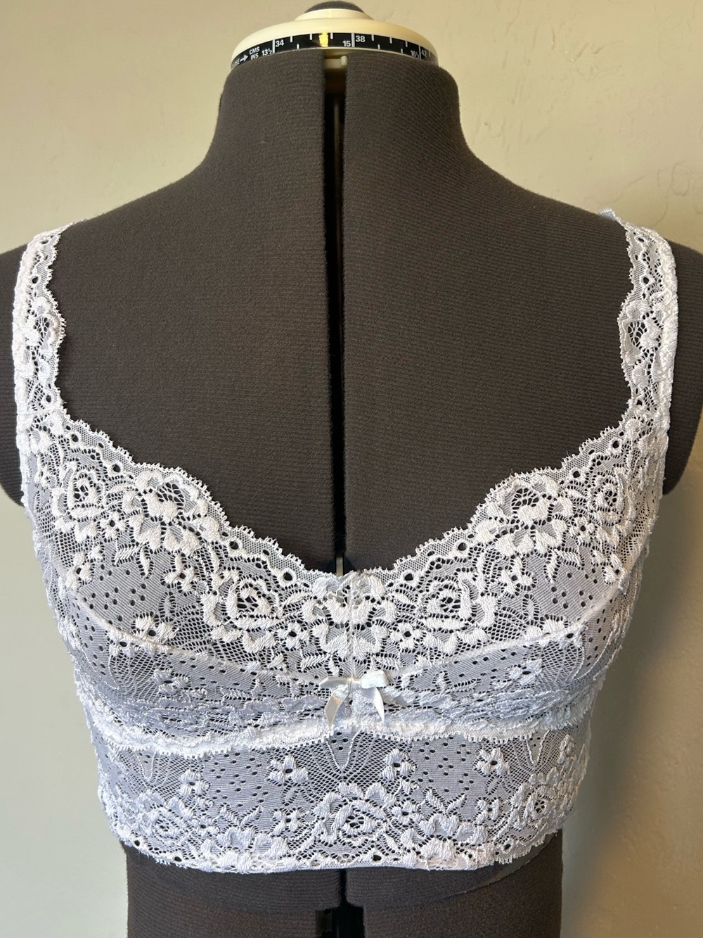 Cosabella Wireless Floral Lace Bralette White M Adjustable Strap Pullover (1987)